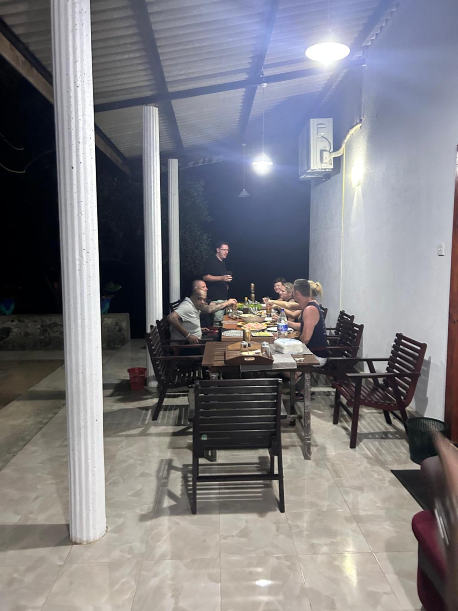 Neem Holiday Bungalow Yala Tissamaharama Bagian luar foto